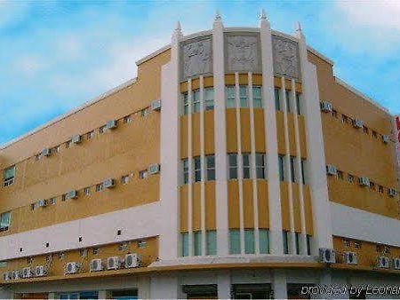 מונטריי Hotel 402 מראה חיצוני תמונה