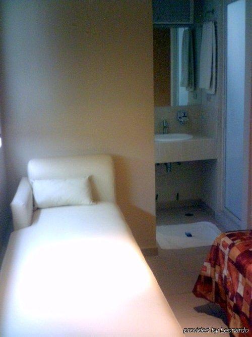 מונטריי Hotel 402 מראה חיצוני תמונה